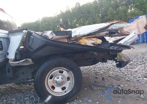 2020 Ram 1500 Classic Tradesman 4X2 6'4 Box z USA, uszkodzony, nr VIN 1C6RR6FG8LS160972